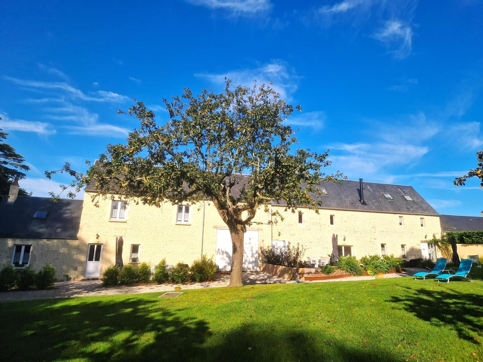 Domaine De Houtteville - Gites - Omaha Beach Normandy Surrain Exterior photo