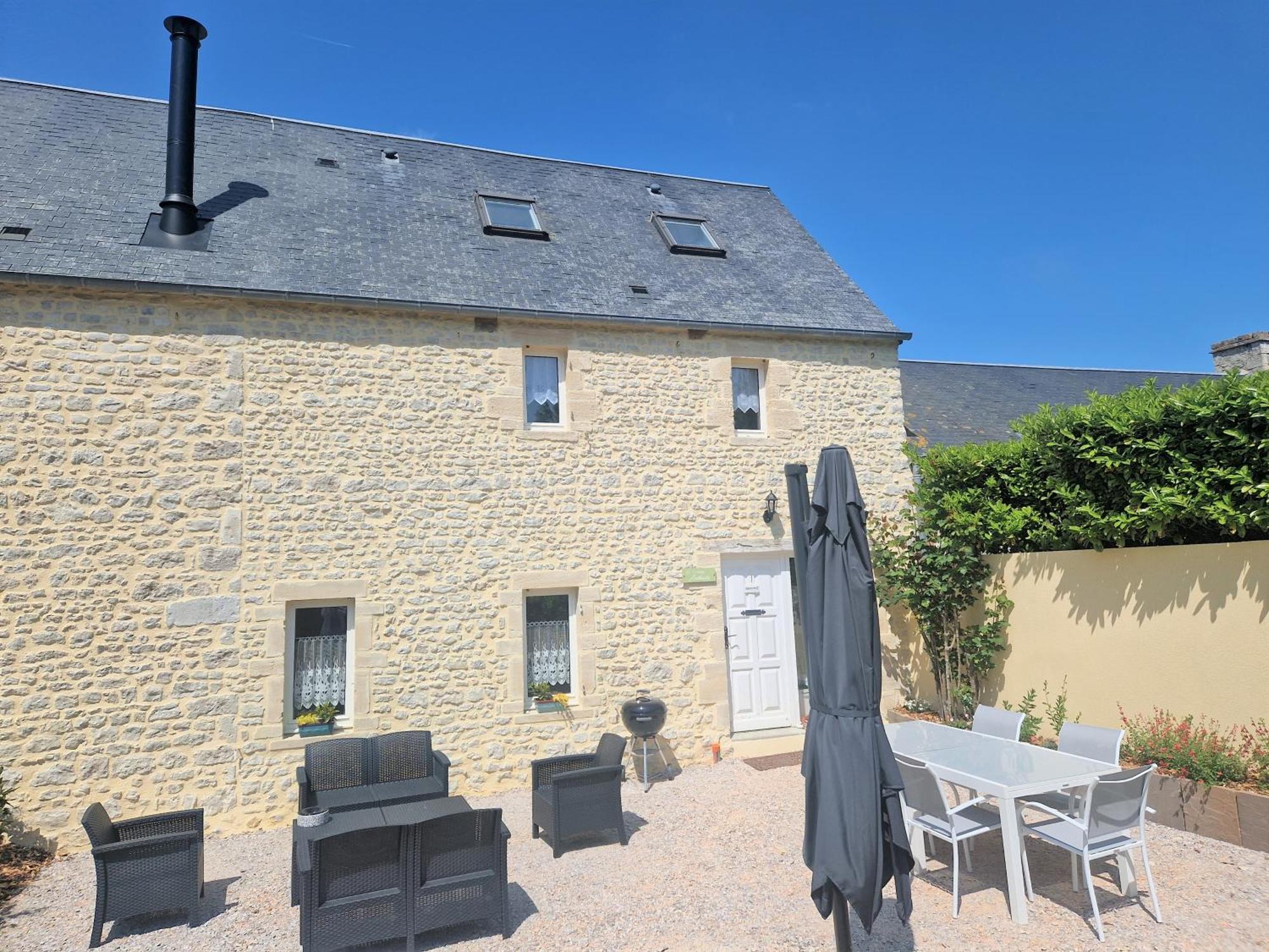 Domaine De Houtteville - Gites - Omaha Beach Normandy Surrain Exterior photo